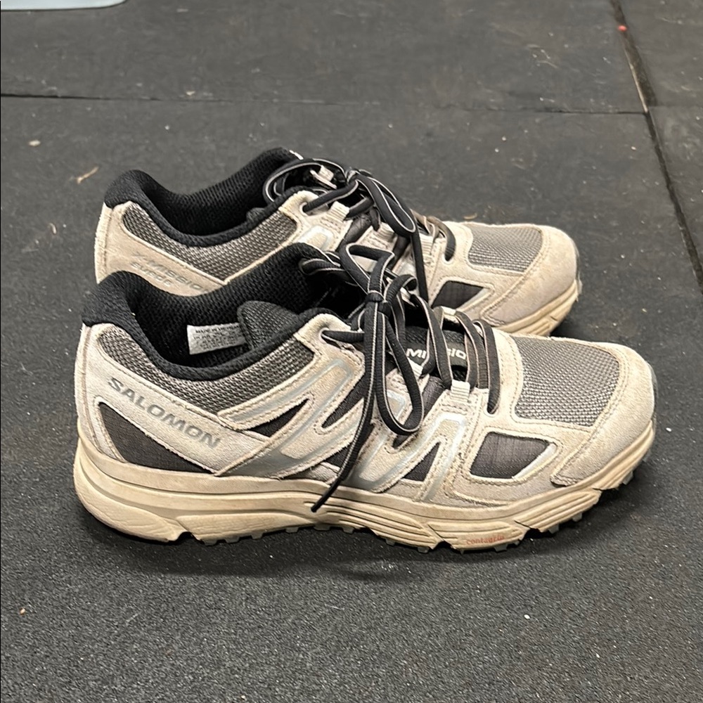 Salomon Gray and Black Athletic Shoes with Breathable Mesh
